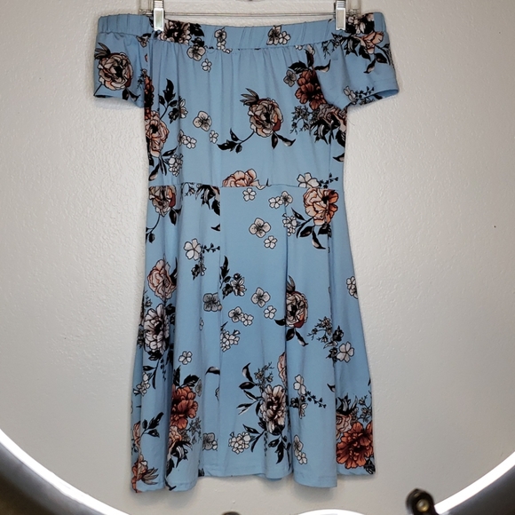 Charlett rouse blue floral dress - Picture 2 of 2